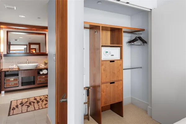 $11,000 | North Beach, Miami Beach, FL 33141