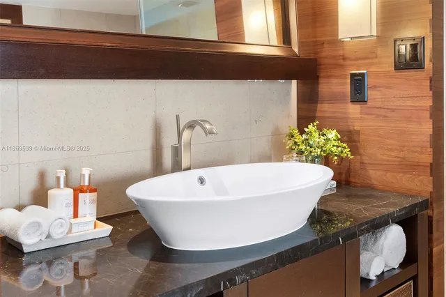 $17,500 | North Beach, Miami Beach, FL 33141