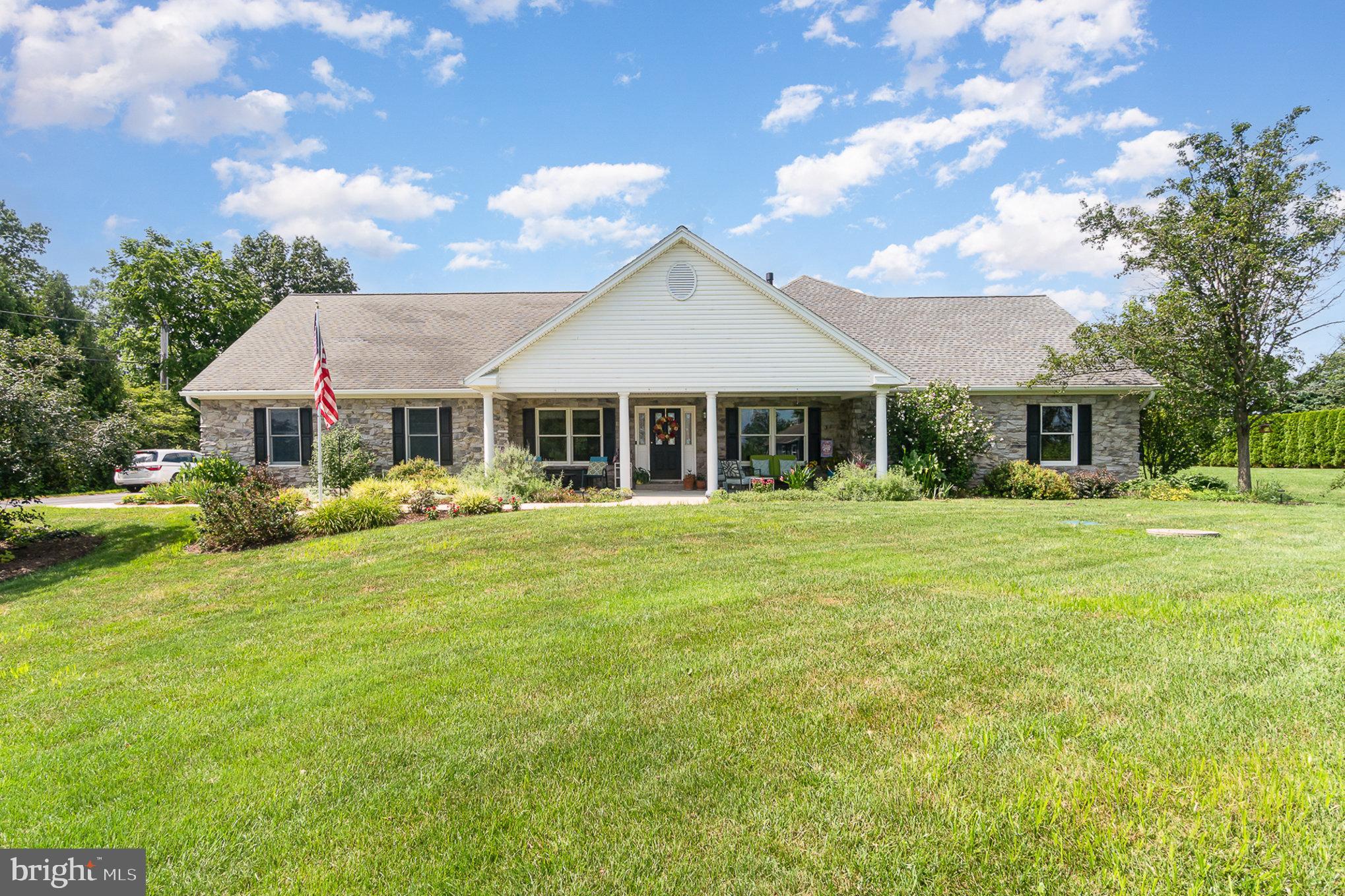 729 Carlson Road Hummelstown, PA 17036 - Photo 1 of 46 Gallery Image 1