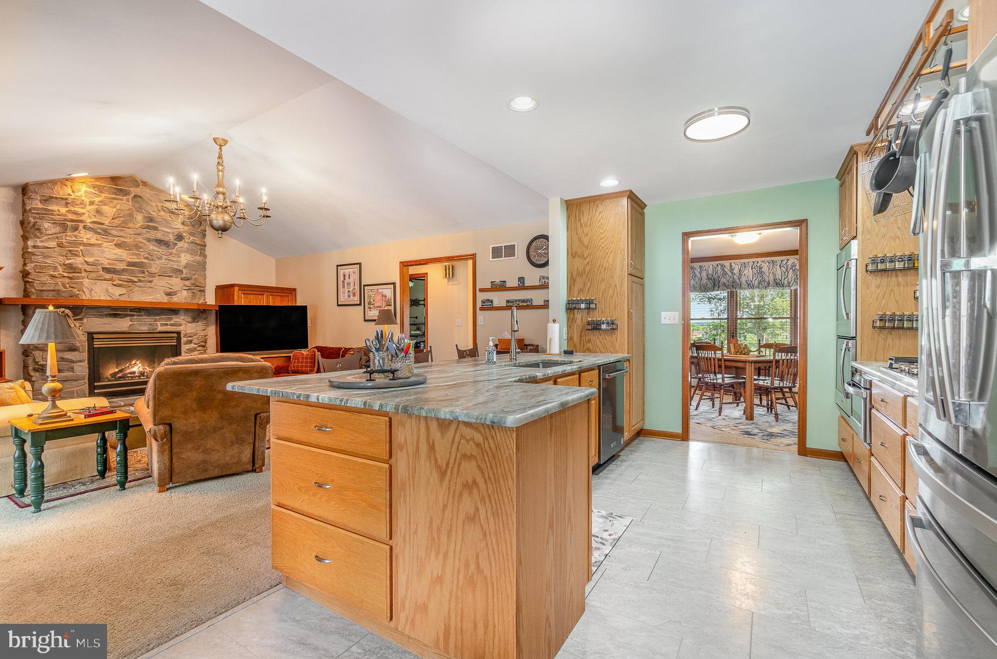 729 Carlson Road Hummelstown, PA 17036 - Photo 7 of 46 Gallery Image 7