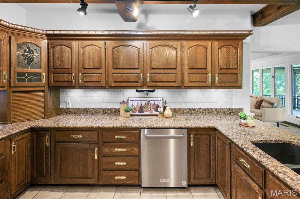 1222 Ridge Prairie Lane Collinsville, IL 62234 - Photo 32 of 75