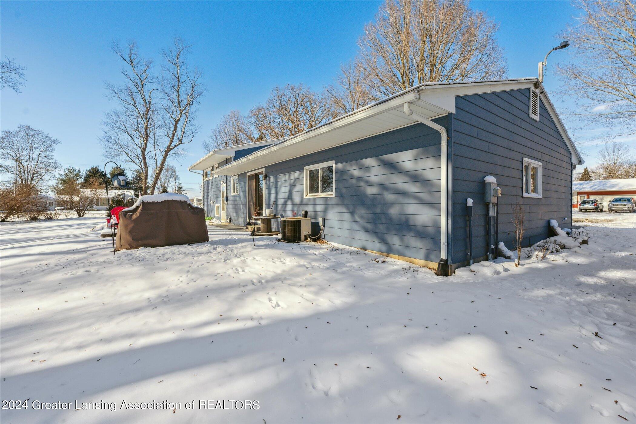 2820 Gramer Road Webberville, MI 48892 - Photo 30 of 49 Exterior Rear3