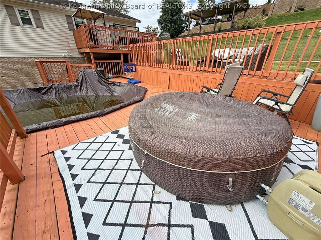 105 Hickory Road Glasgow, WV 25039 - Photo 9 of 49 Gallery Image 9