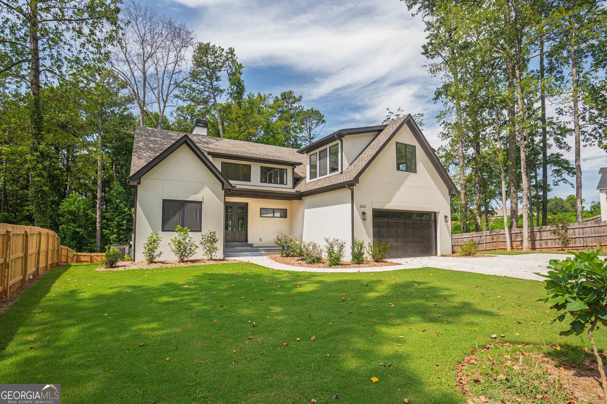2162 Plantation Road Lawrenceville, GA 30044 - Photo 5 of 56 Gallery Image 5