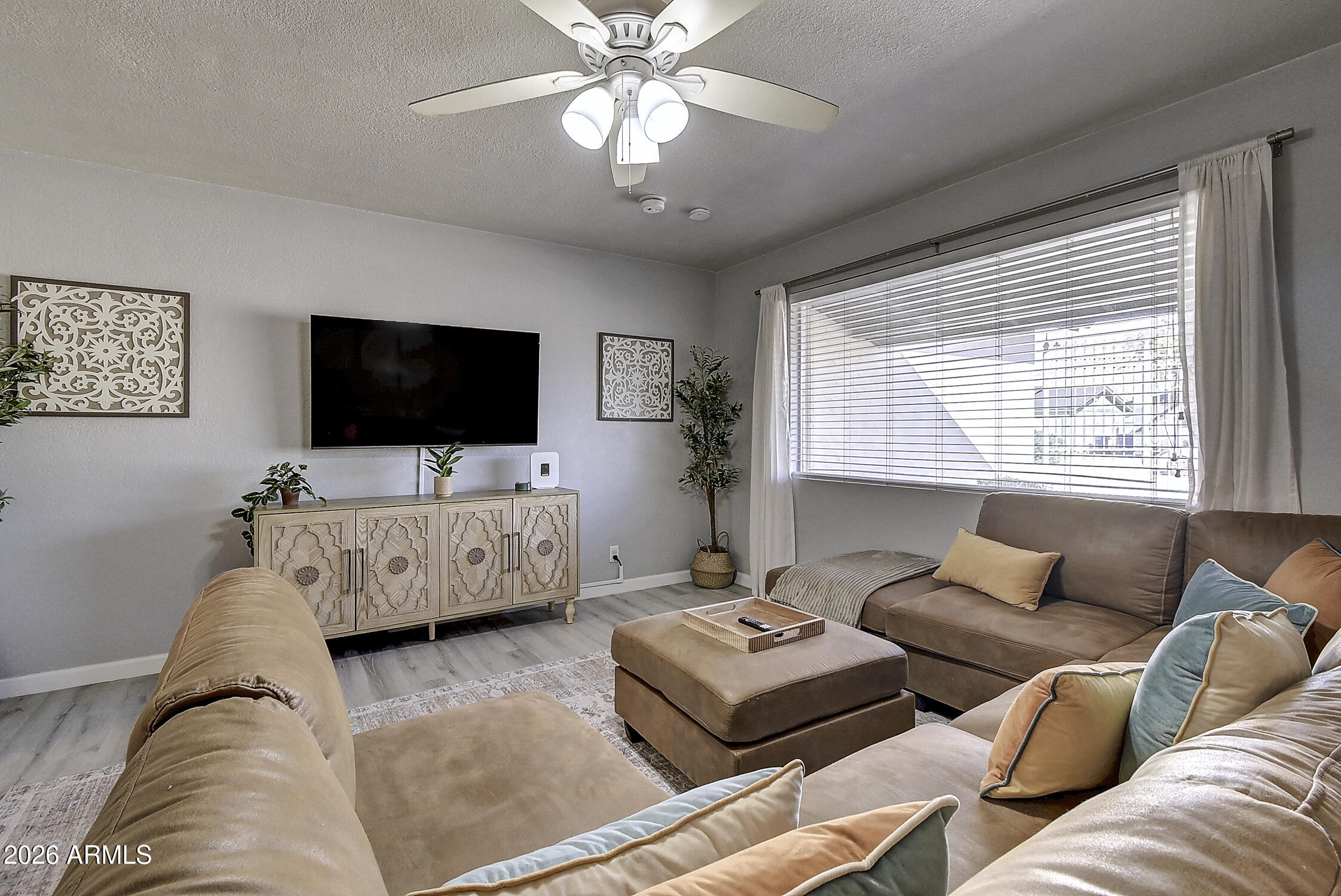 1027 West 19th Street Tempe, AZ 85281 - Photo 7 of 64 1027 W 19th St (20)