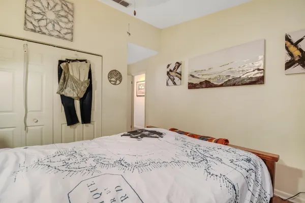 a view of a tennis court