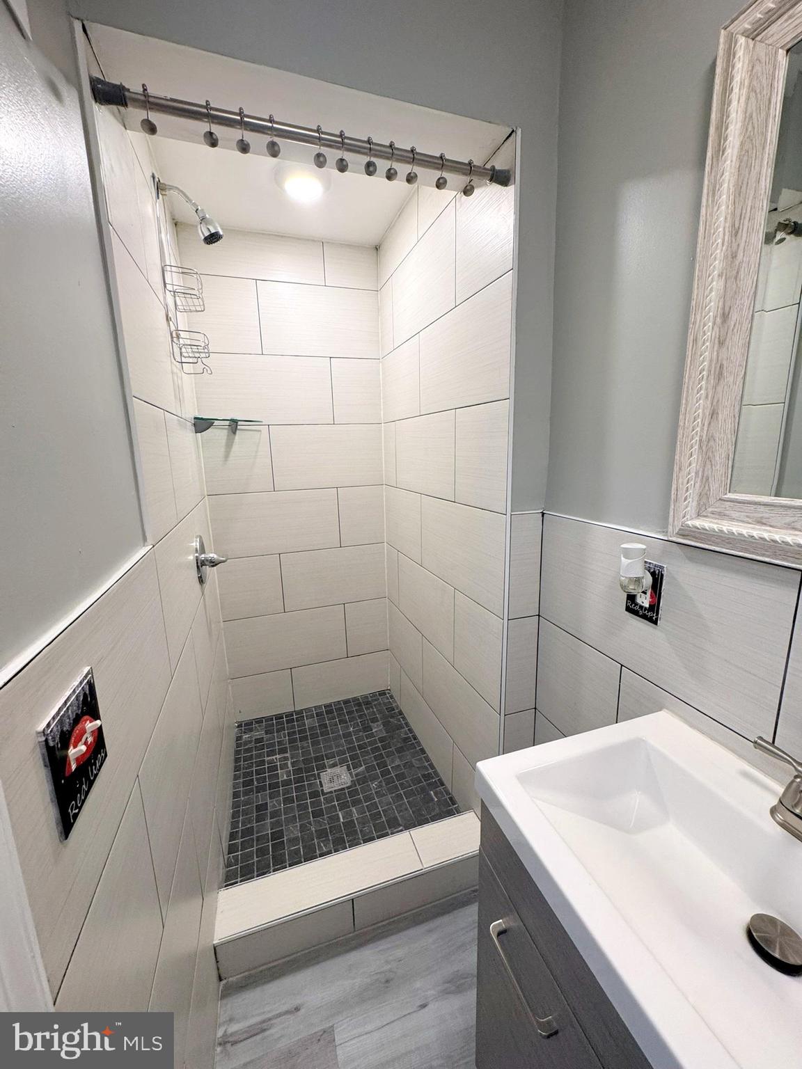 325 East 20th Street Chester, PA 19013 - Photo 15 of 40