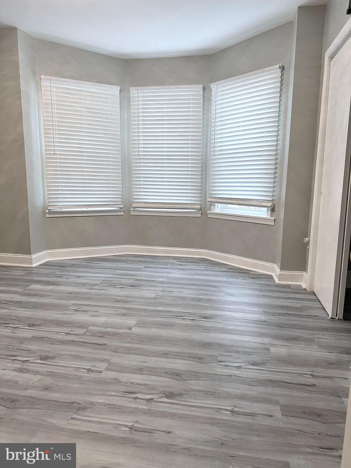 325 East 20th Street Chester, PA 19013 - Photo 20 of 40