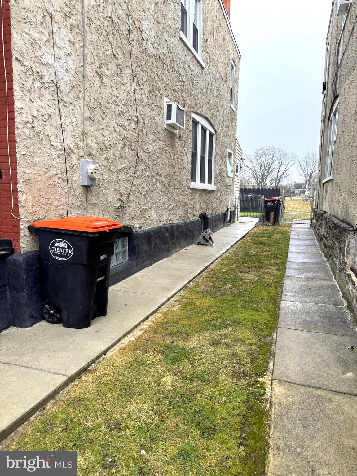 325 East 20th Street Chester, PA 19013 - Photo 34 of 40