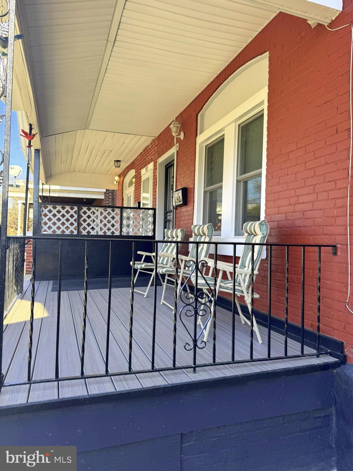 325 East 20th Street Chester, PA 19013 - Photo 4 of 40