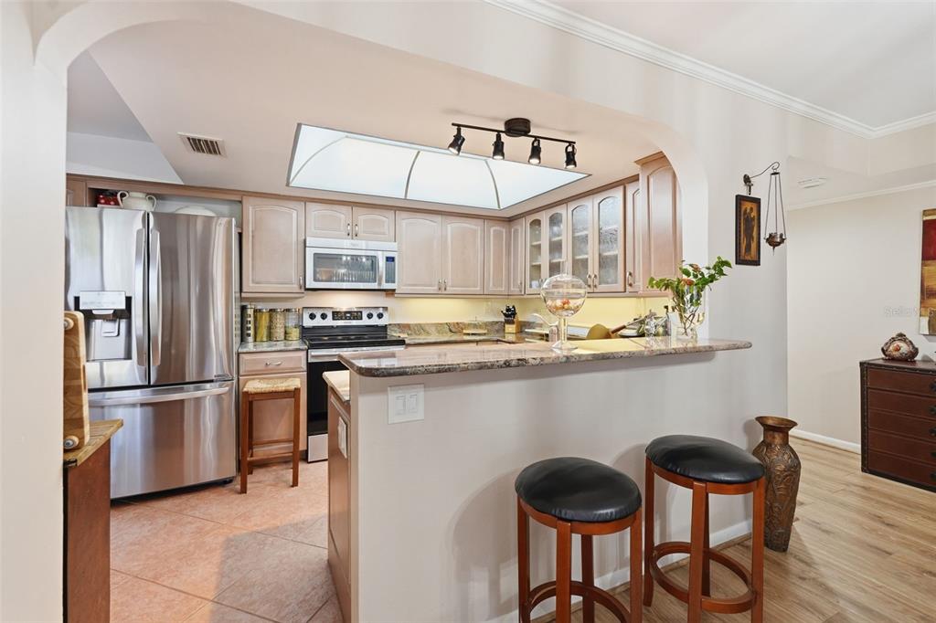 700 Starkey Road, Unit 622 Largo, FL 33771 - Photo 7 of 34
