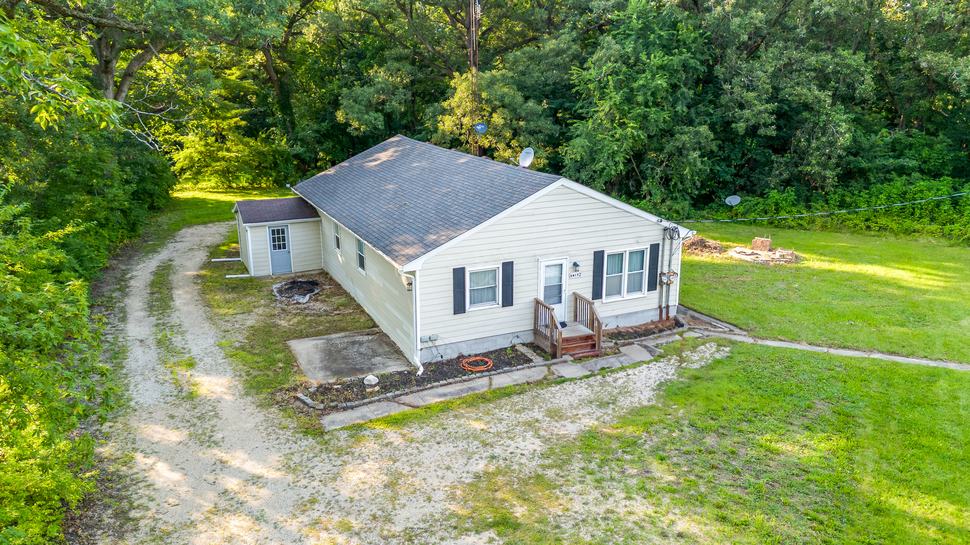 2563 North 3653rd Road Sheridan, IL 60551 - Photo 2 of 16 Gallery Image 2