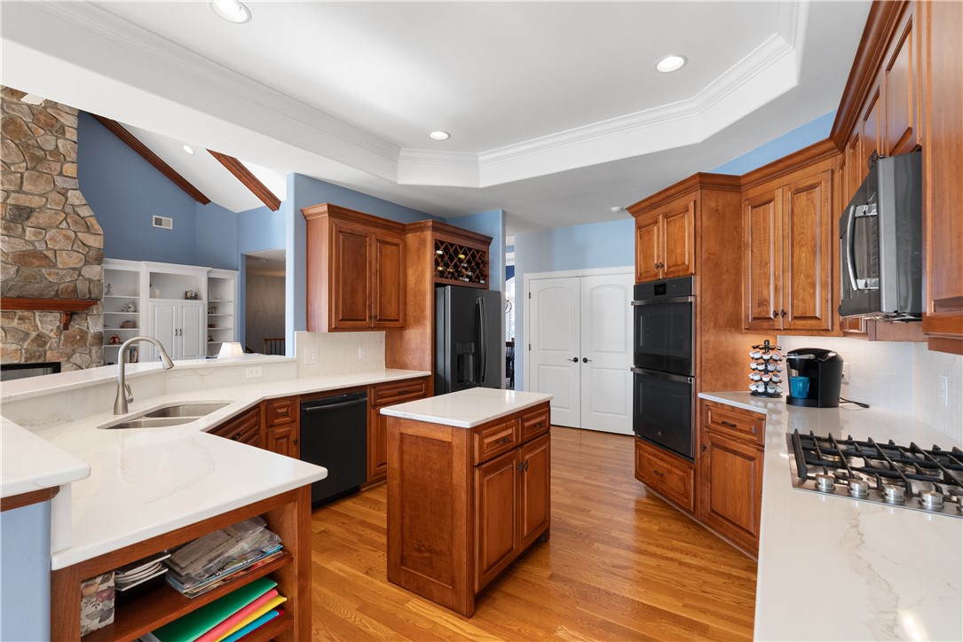 613 Lighthouse Court Seneca, SC 29672 - Photo 15 of 50