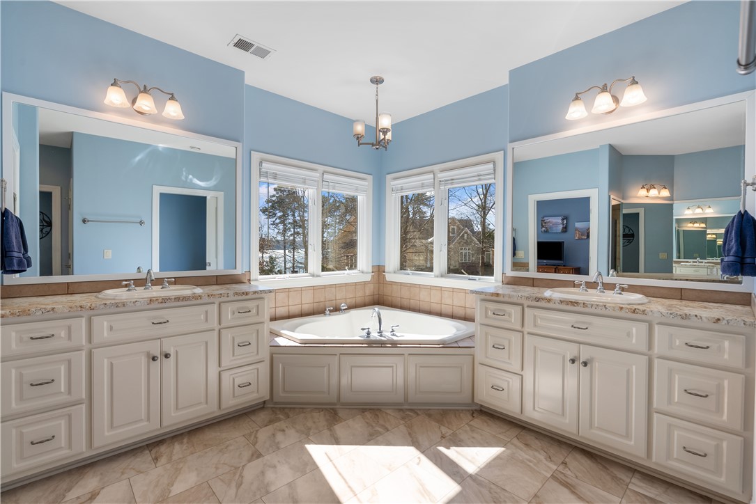 613 Lighthouse Court Seneca, SC 29672 - Photo 32 of 50