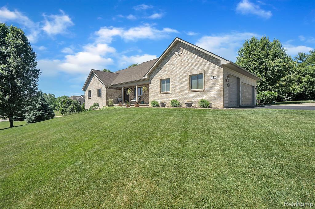 3810 Kipling Circle Howell, MI 48843 - Photo 5 of 57
