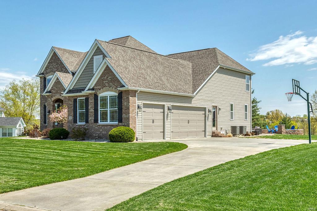 528 Malinmor Drive Weldon Spring, MO 63304 - Photo 2 of 82 Gallery Image 2