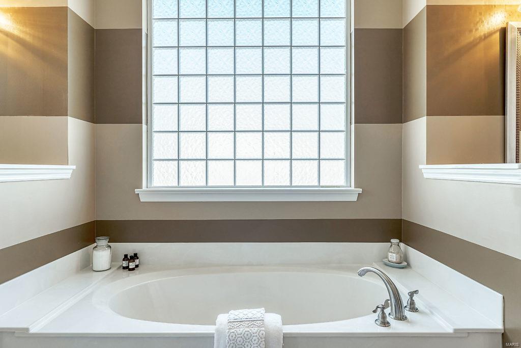 528 Malinmor Drive Weldon Spring, MO 63304 - Photo 38 of 82 Gallery Image 38