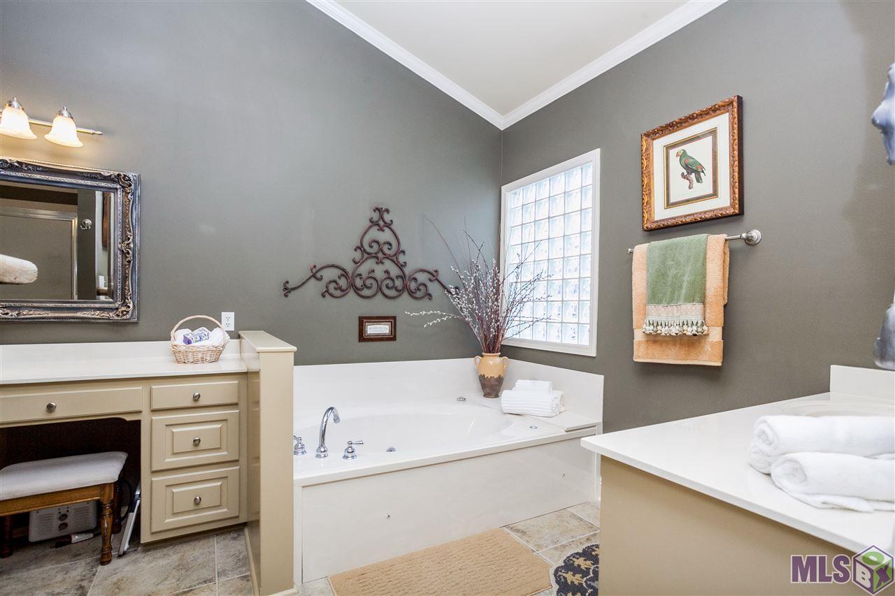 8510 Foxfield Drive Baton Rouge, LA 70809 - Photo 23 of 35 Gallery Image 23