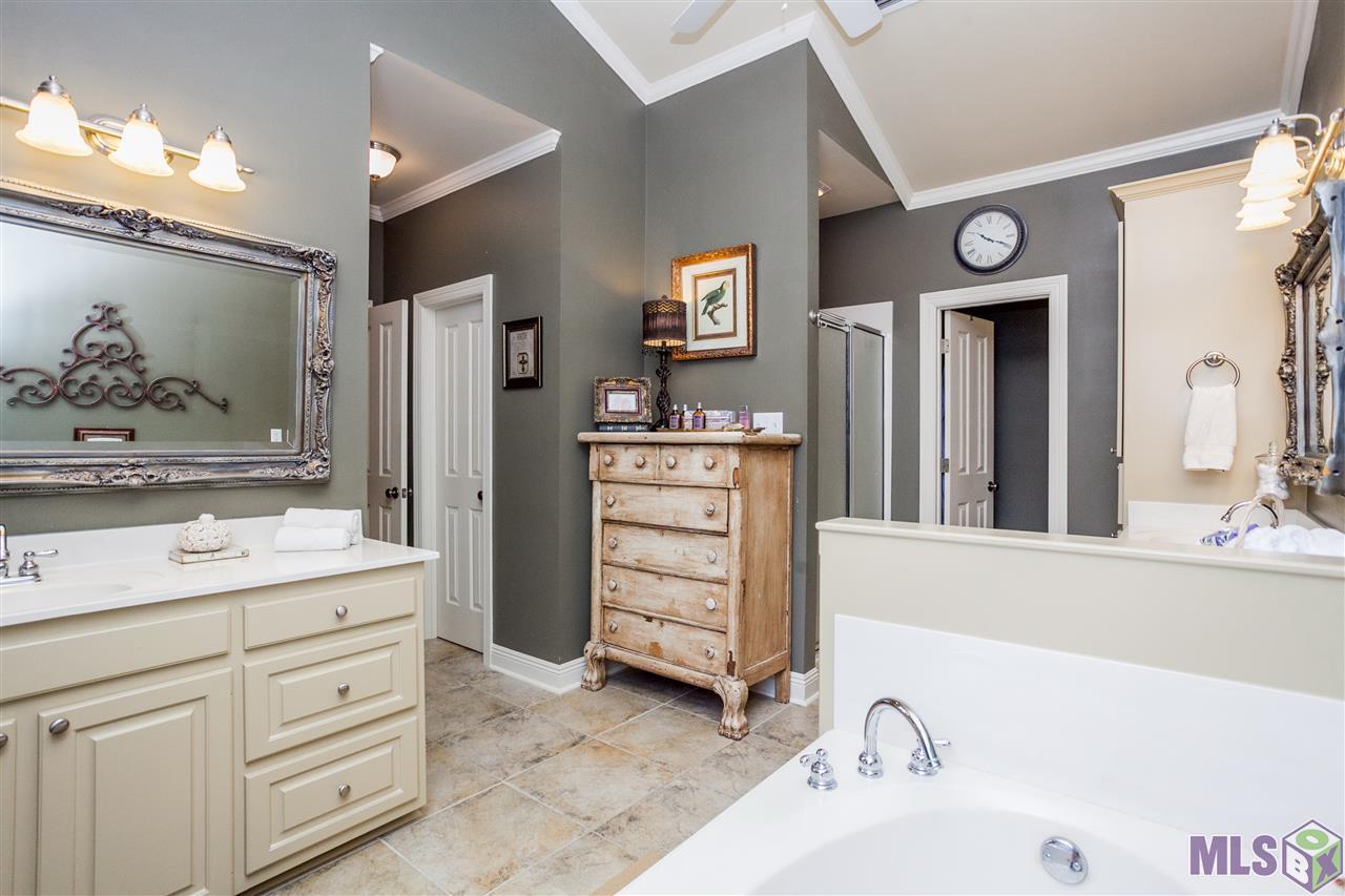 8510 Foxfield Drive Baton Rouge, LA 70809 - Photo 24 of 35 Gallery Image 24