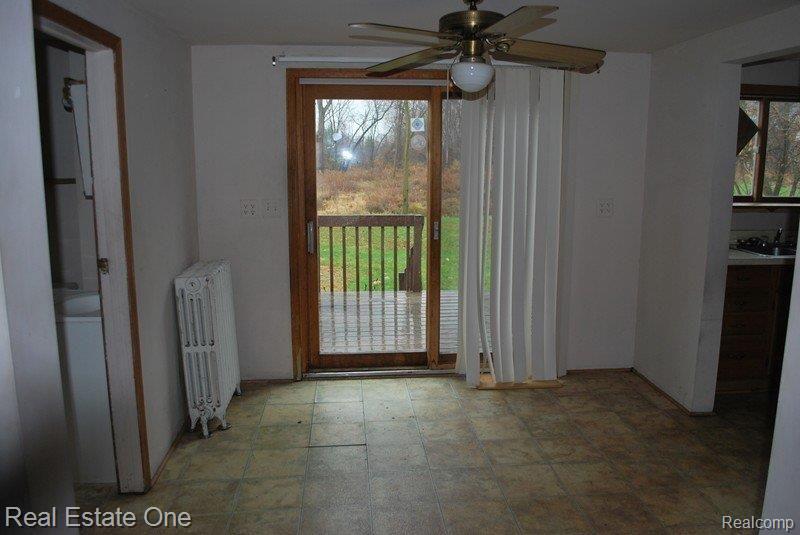 523 Helen Street Inkster, MI 48141 - Photo 14 of 25 1st Floor Full Bath