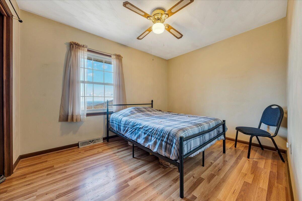 1891 Fosters Knob Road Blue Ridge, VA 24064 - Photo 13 of 36 13-MIB07371