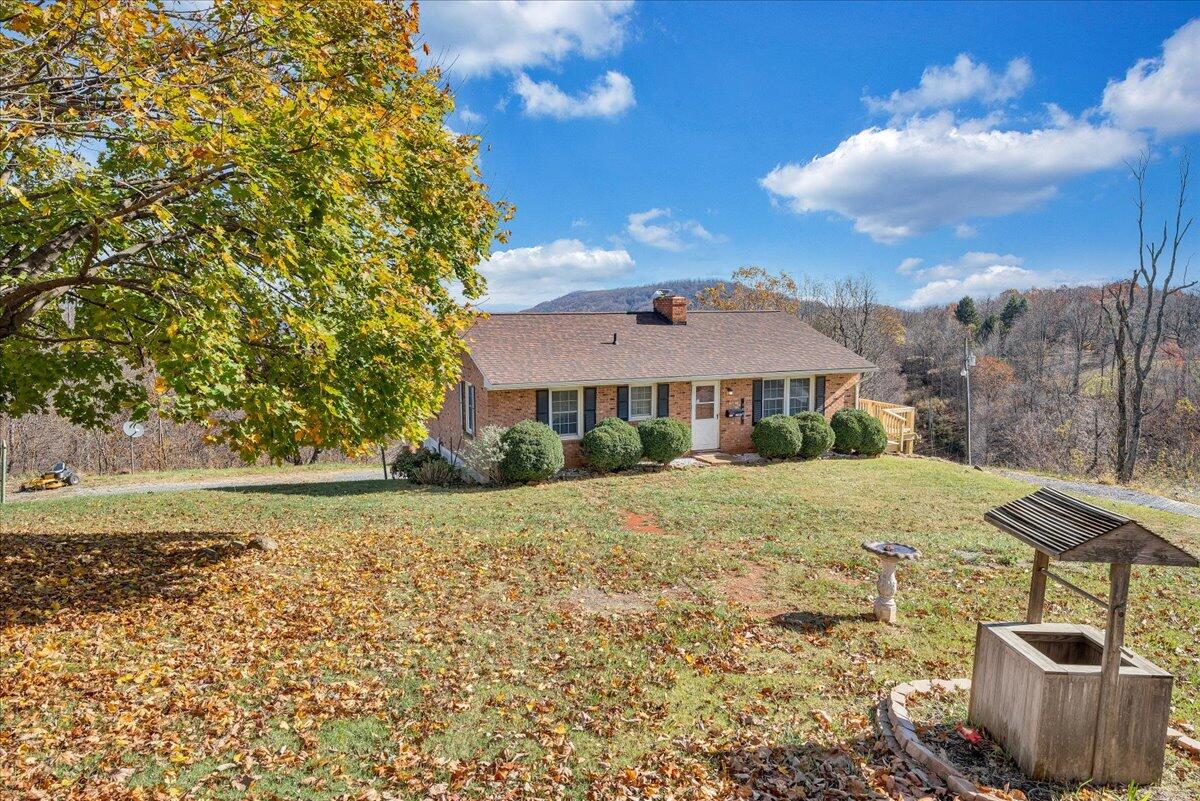 1891 Fosters Knob Road Blue Ridge, VA 24064 - Photo 33 of 36 36-MIB07350