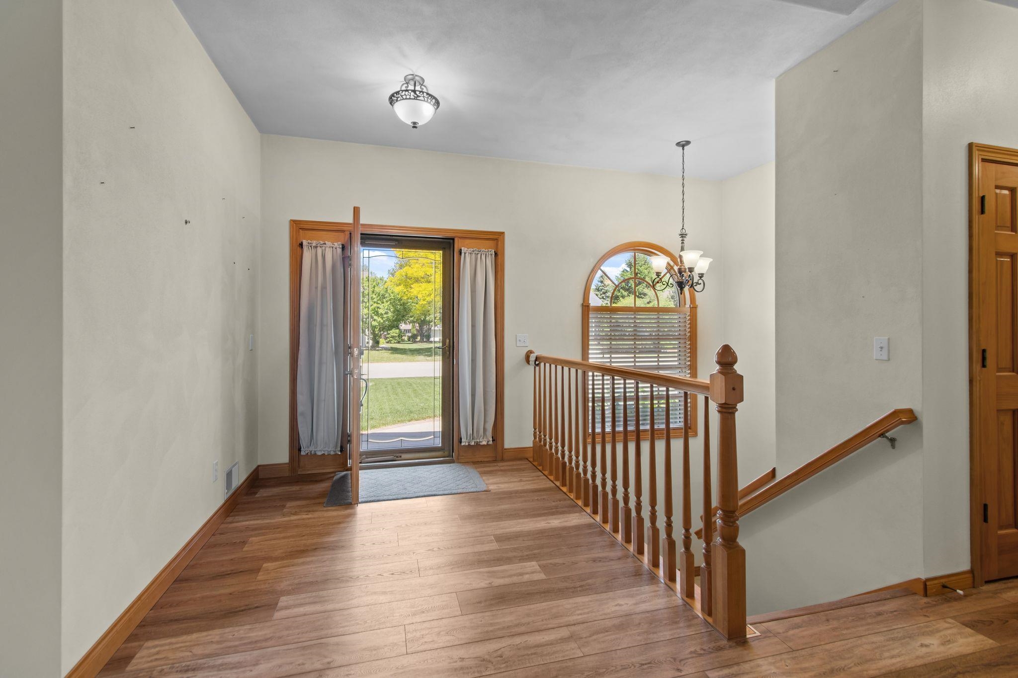 W5875 Sweet Clover Drive Appleton, WI 54915 - Photo 3 of 58