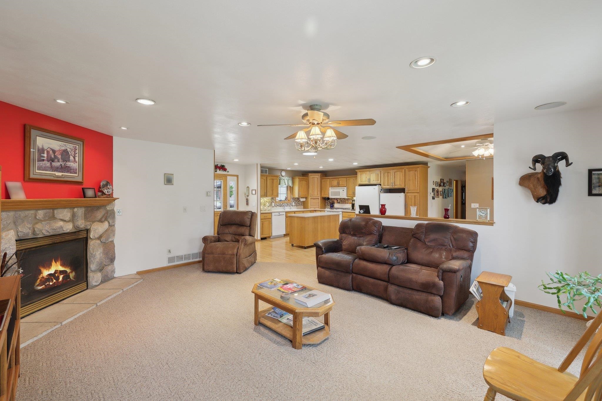 161 East Pine Street Lake Mills, WI 53551 - Photo 11 of 56