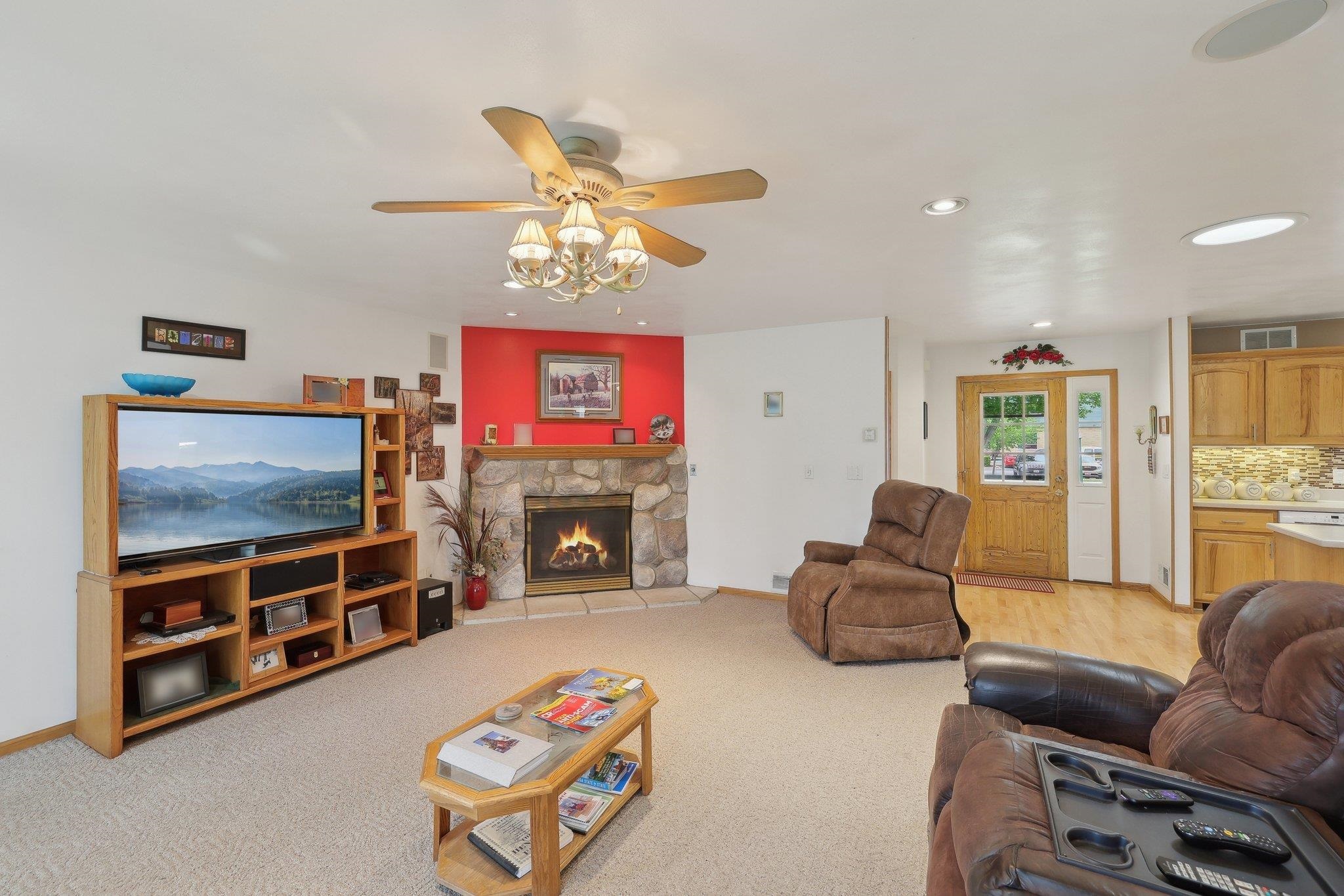 161 East Pine Street Lake Mills, WI 53551 - Photo 12 of 56