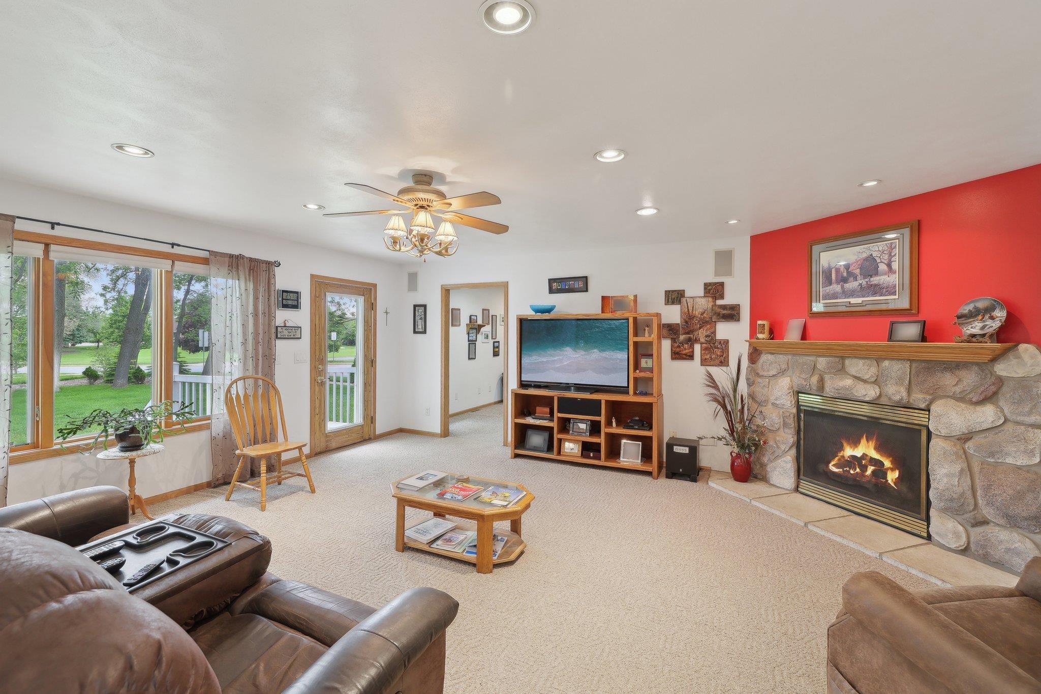 161 East Pine Street Lake Mills, WI 53551 - Photo 7 of 56