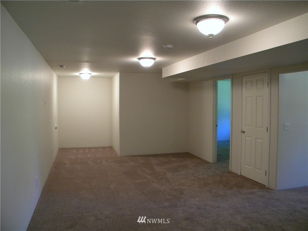 17 Lambert Road Elma, WA 98541 - Photo 14 of 20 Gallery Image 14