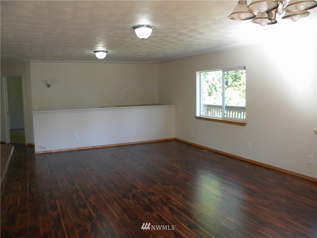 17 Lambert Road Elma, WA 98541 - Photo 7 of 20 Gallery Image 7