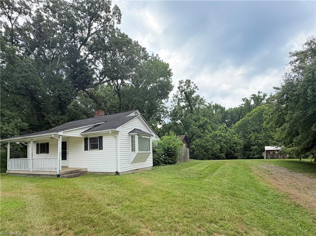1940 Darwick Road Winston-Salem, NC 27127 - Photo 4 of 23