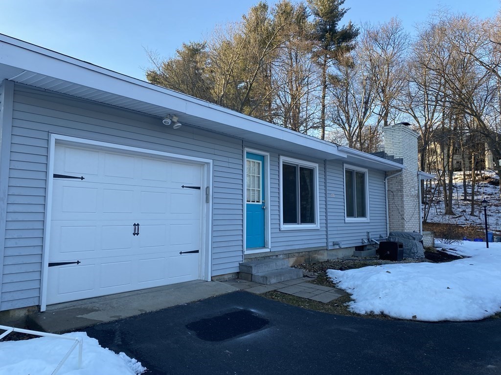 30 Hampton Knolls Road Holyoke, MA 01040 - Photo 5 of 38 a front view of a house with yard