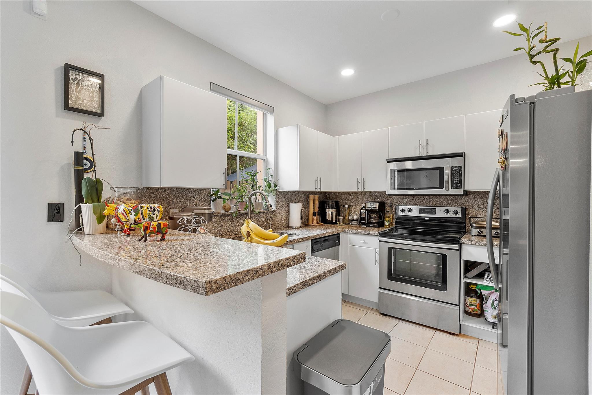 12465 Southwest 124th Terrace Miami, FL 33186 - Photo 10 of 31 Photo 10