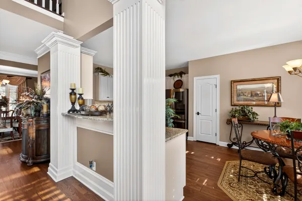 a view of a livingroom with furniture and windows