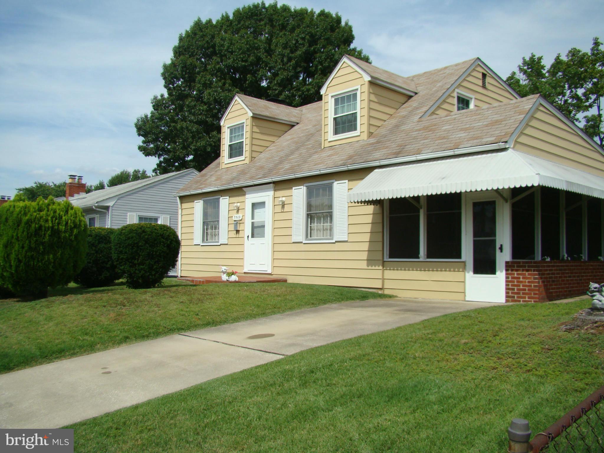 5509 Park Road Baltimore, MD 21225 - Photo 1 of 29 a view of a house with a garden
