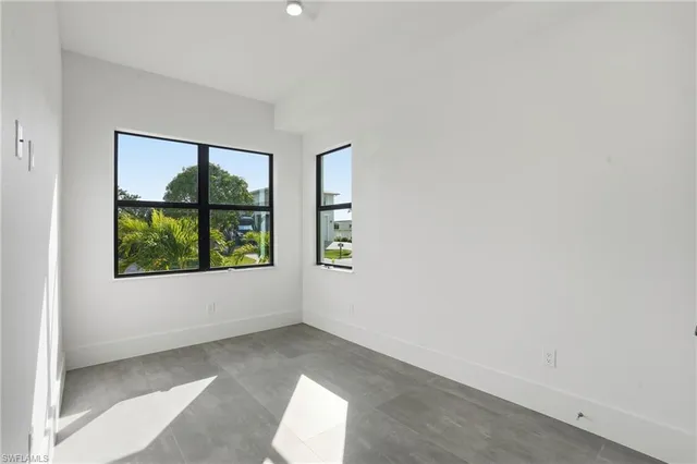 $1,485,000 | 2727 Van Buren Avenue, Naples, FL 34112