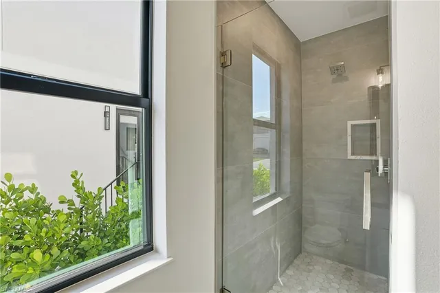 $1,485,000 | 2727 Van Buren Avenue, Naples, FL 34112