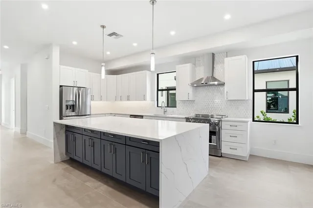 $1,485,000 | 2727 Van Buren Avenue, Naples, FL 34112