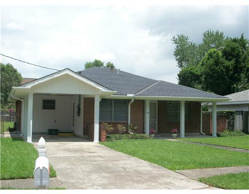 120 Elizabeth Avenue River Ridge, LA 70123 - Photo 2 of 22 Gallery Image 2
