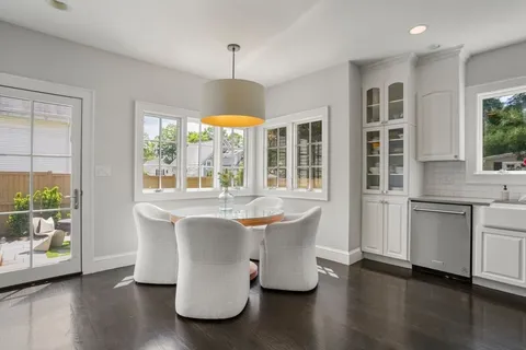 $1,650,000 | 12 Shawmut Avenue, Wayland, MA 01778