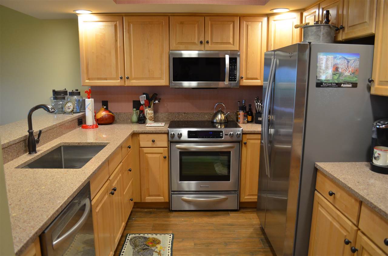 257 Solitude Road, Unit N101 Ludlow, VT 05149 - Photo 7 of 36 Gallery Image 7