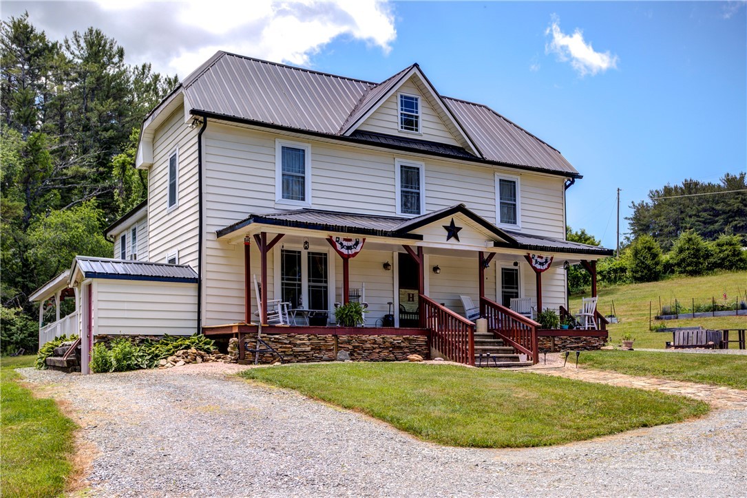 5905 Mountain View Road Glade Valley, NC 28627 - Photo 3 of 50