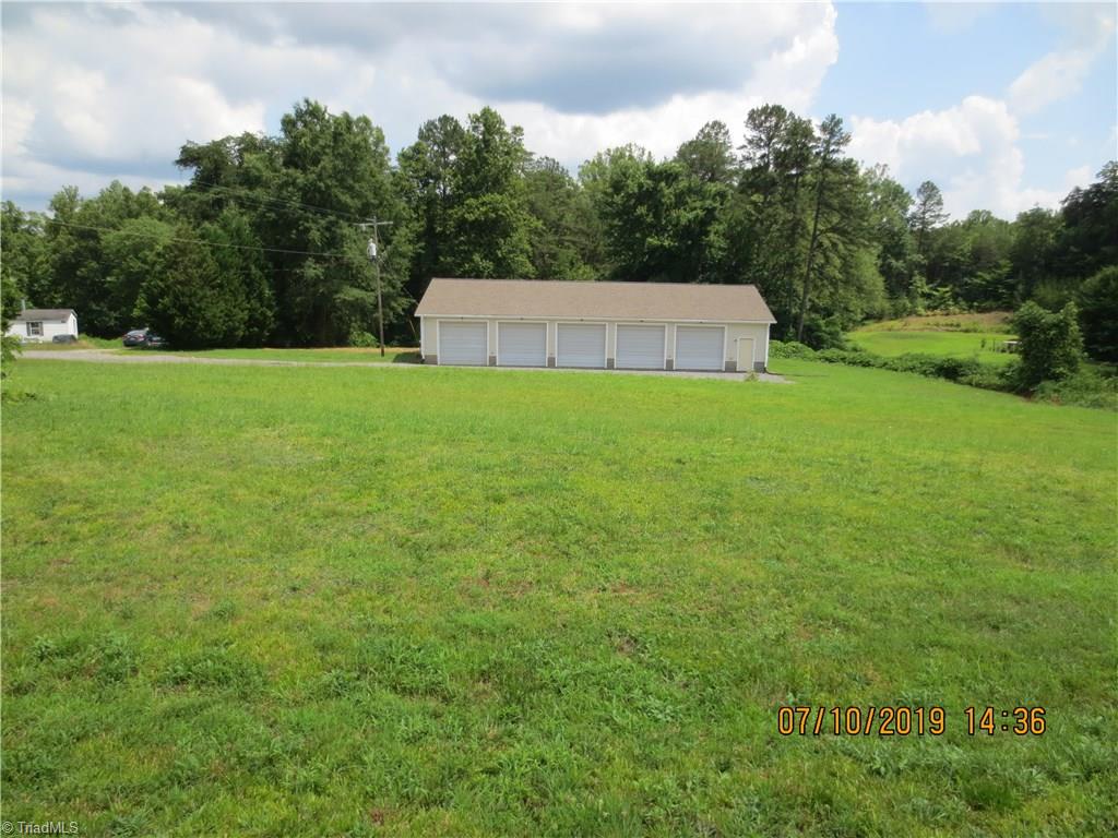 1090 Fulp Road Walnut Cove, NC 27052 - Photo 2 of 9 Gallery Image 2