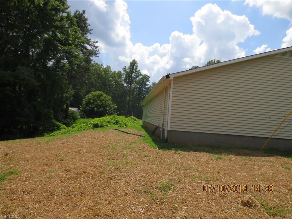 1090 Fulp Road Walnut Cove, NC 27052 - Photo 4 of 9 Gallery Image 4