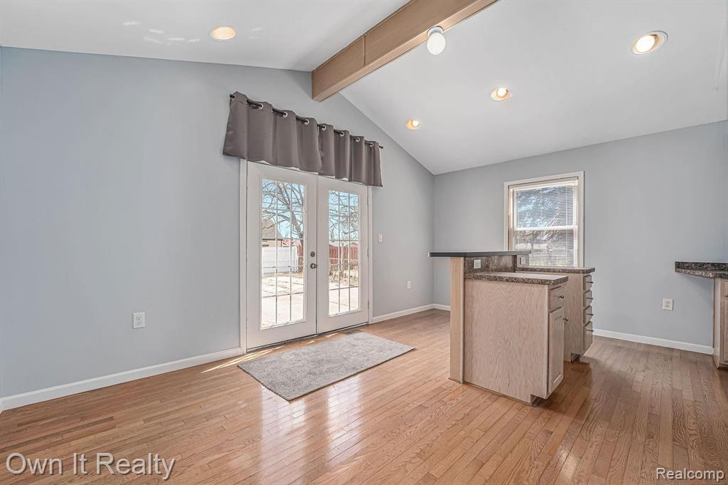 289 Frazier Street River Rouge, MI 48218 - Photo 15 of 27