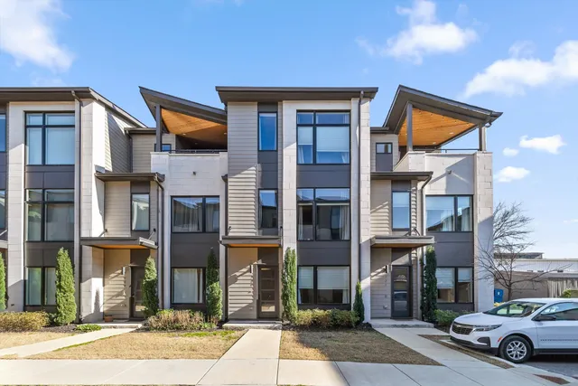 $475,000 | 725 Burnside Place, Chattanooga, TN 37408