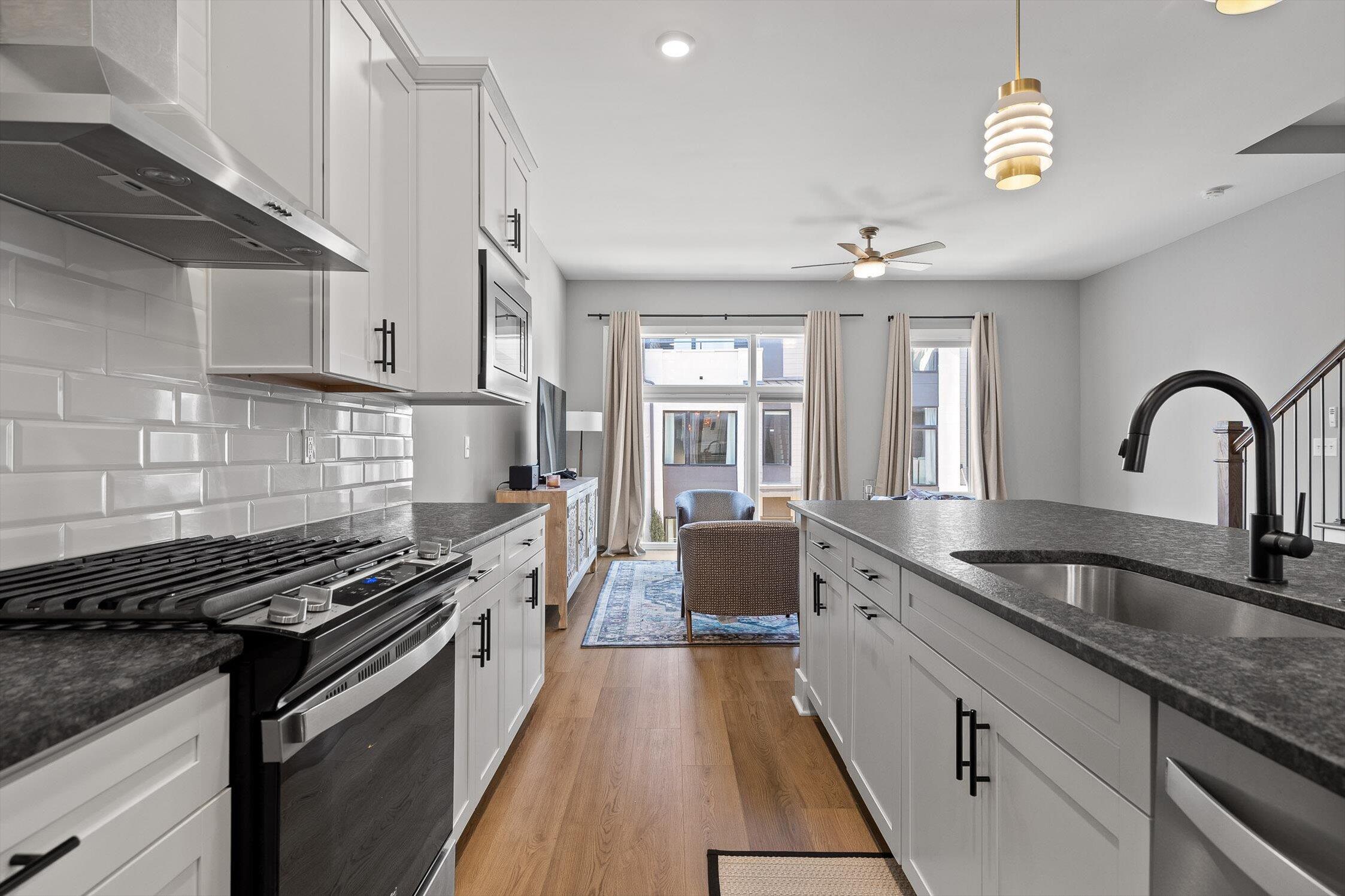 725 Burnside Place Chattanooga, TN 37408 - Photo 11 of 33 15-Burnside-14