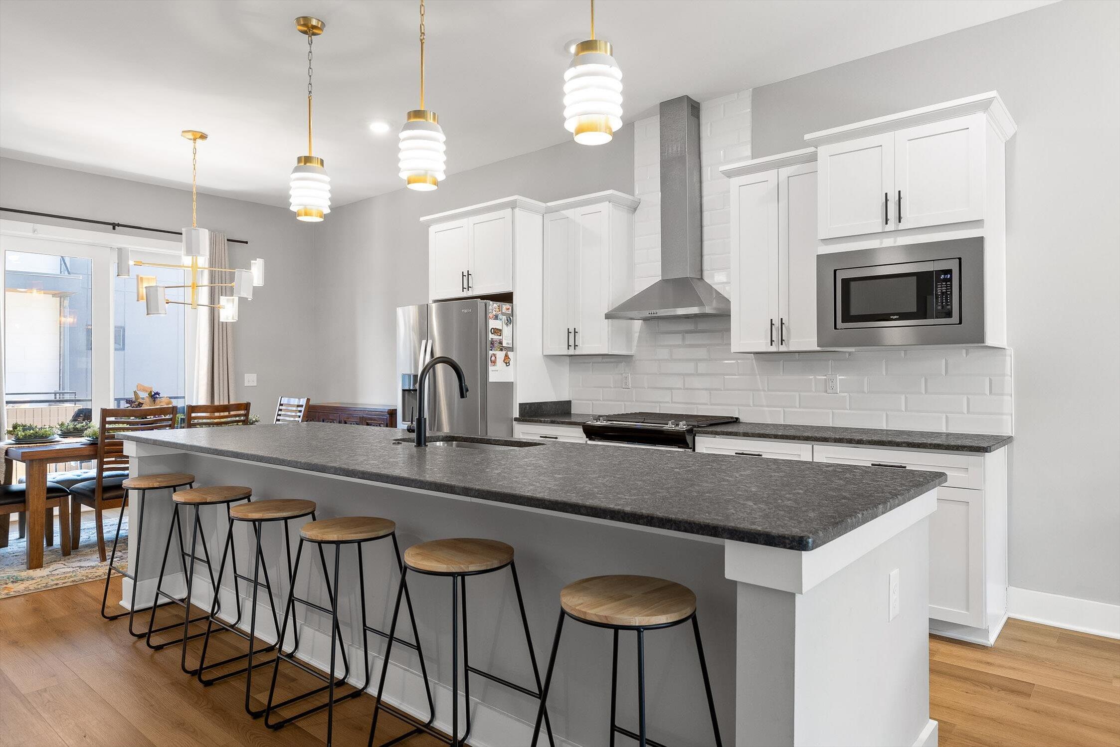 725 Burnside Place Chattanooga, TN 37408 - Photo 14 of 33 06-Burnside-5